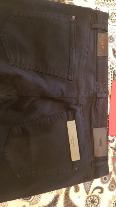 Pantaloni bărbați Hugo