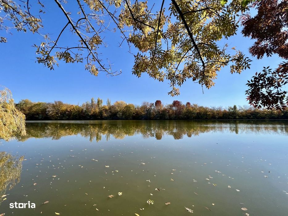 Teren 6000 mp pozitie deosebita lacul Baneasa adancime 140 m