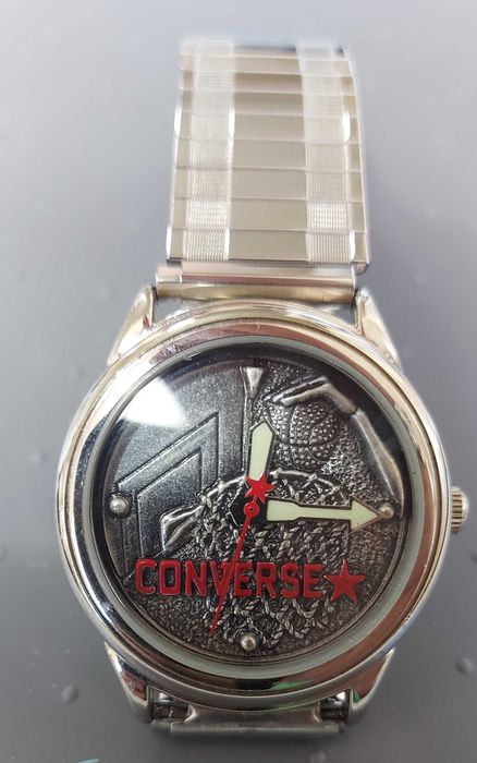 Винтидж баскетболен часовник Converse