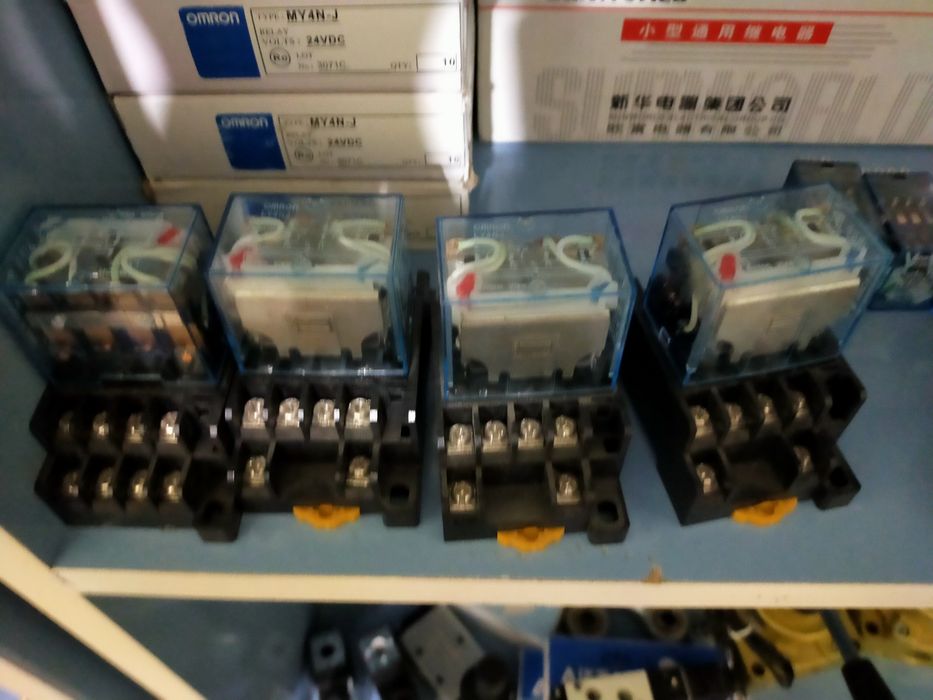 Реле промежуточное RXM4AB2BD