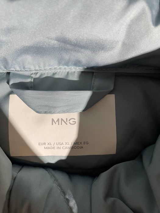 продаю куртки и обувь- комплект