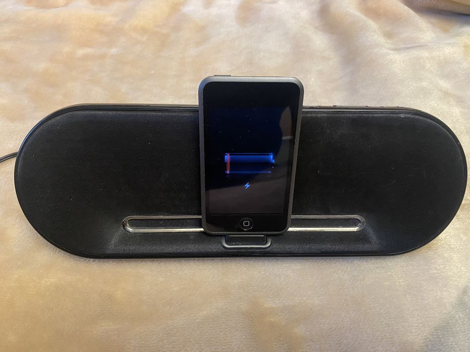 Boxa philips docking station pentru ipod apple