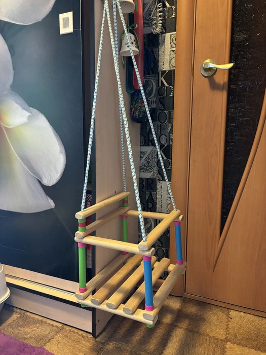 Детская качеля ( в идеале) новая