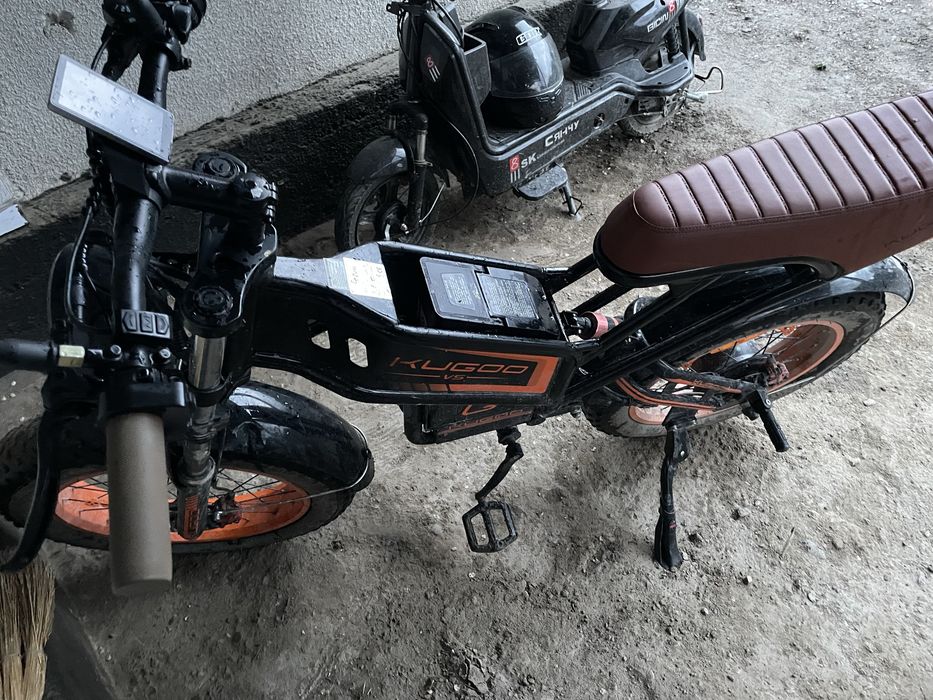 Продам KUGO V5.