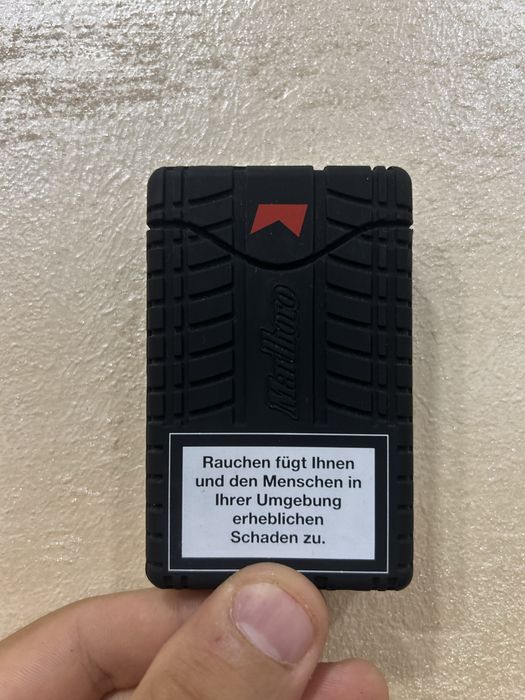 Рядък колекционерски калъф за цигари Marlboro F1 Limited Edition (2014) - ЧИСТО НОВ