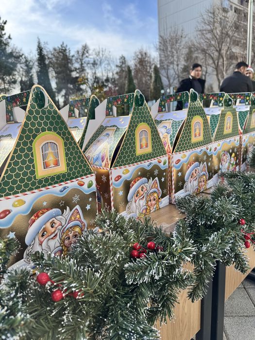 Новогодние подарки оптом