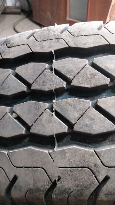 Продам комплект шин