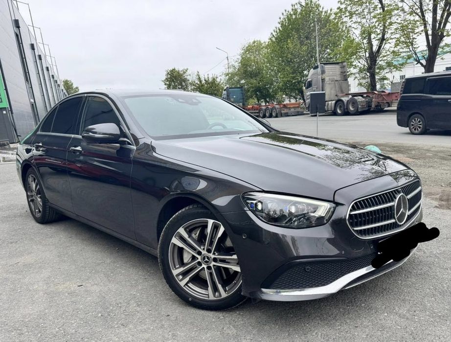Mercedes Benz W 213 E350