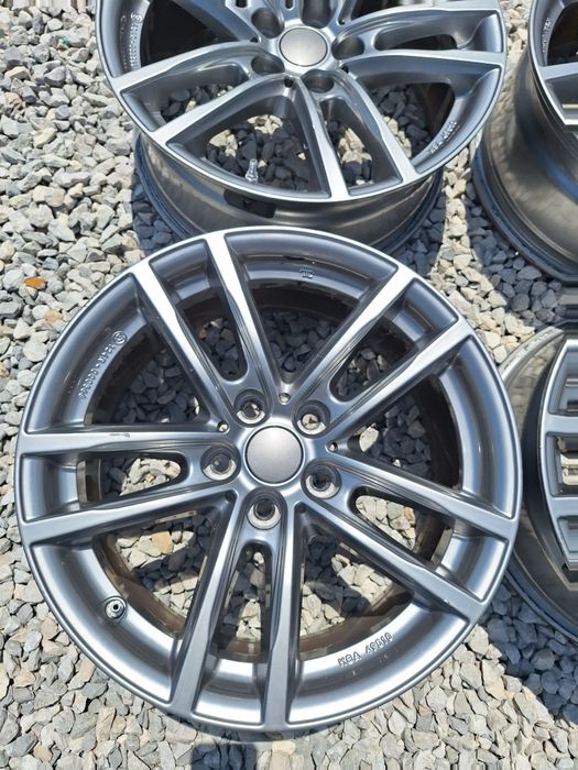 5x112.17цола 7.5j ET27. UNIWHEELS