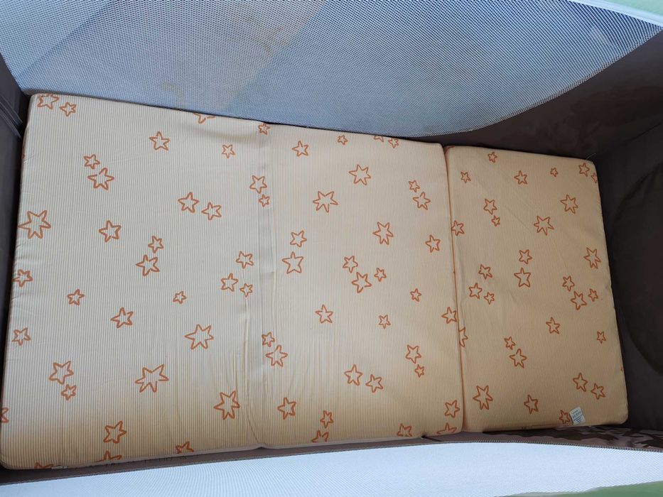 Сгъваема кошара Cam Daily Plus Orso Luna с 2 допълнителни матрака