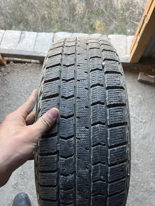 195/65/15 новый зимный сатылад 1 шт