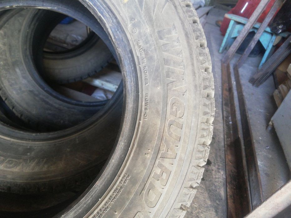 Зимние шины. 186. 65. Р 14.