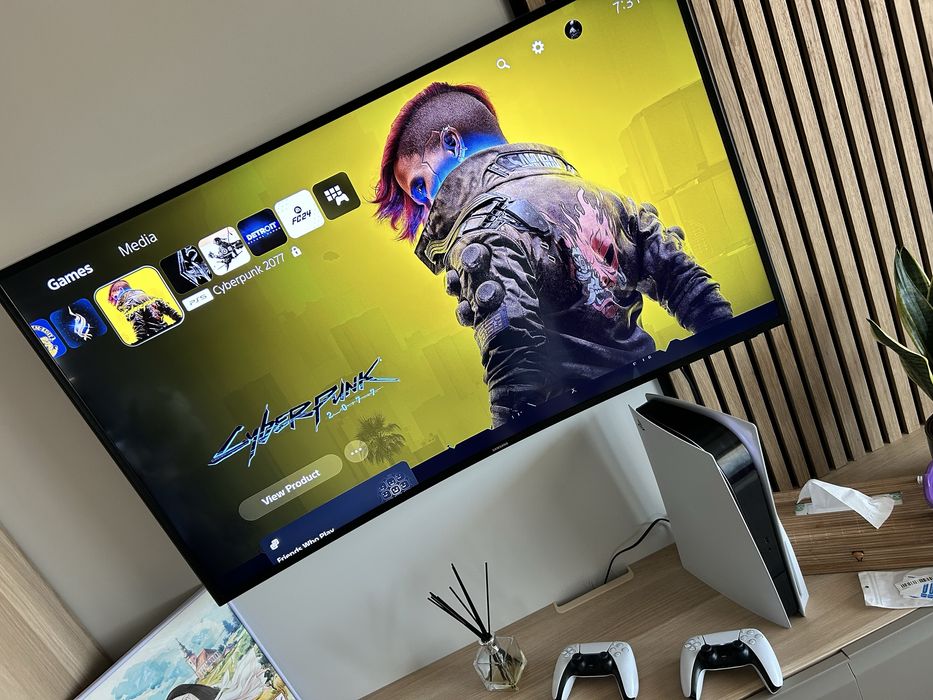 Playstation 5 PS5 1tb + 2 controllere