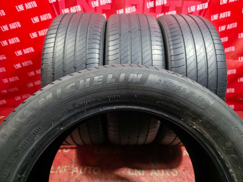 Anvelope de VARA - 235/55/19 - Michelin - 5.28 MM - DOT 4521 !