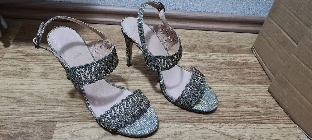 Pantofi Menbur, marimea 38