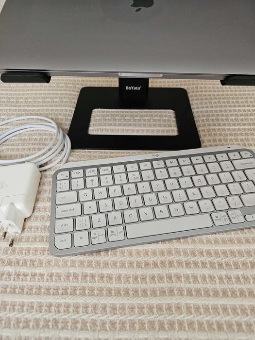 Macbook Pro 16 инча, модел 2019