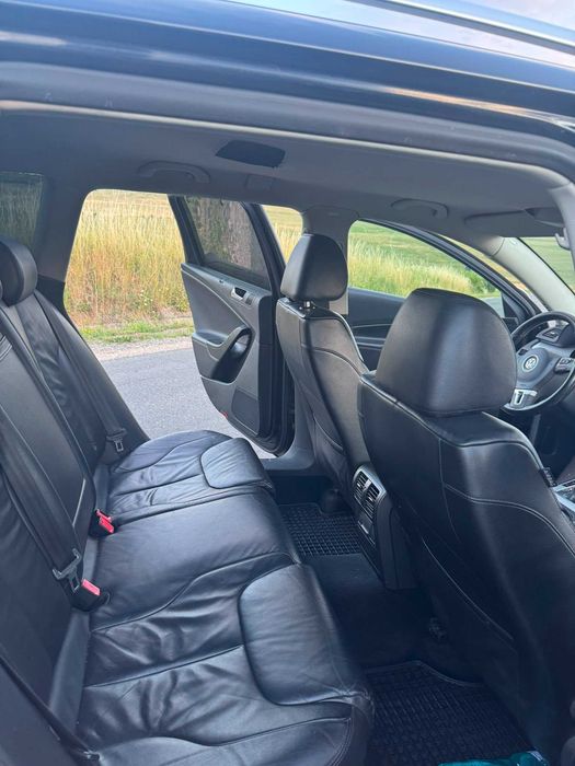 VW Passat-b6-2010-full piele