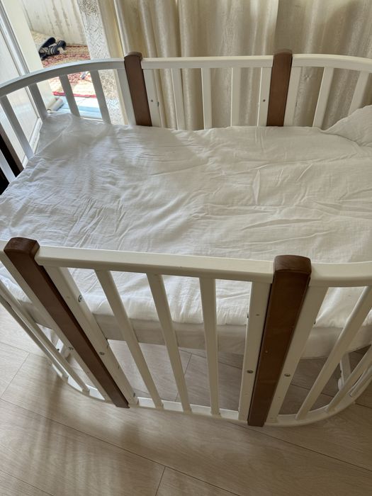 Продам манеж и подушки