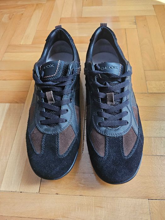Vand pantofi ,, Geox "marimea 43