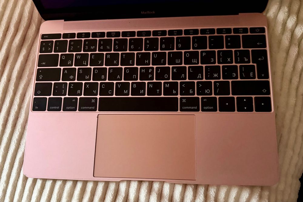 MacBook RoseGold 12”