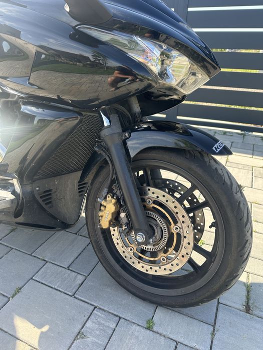 Honda DN-01 NSA700A ABS – 61 CP – Automat – Full Touring – Topcase/sidecase GIVI – Revizie făcută