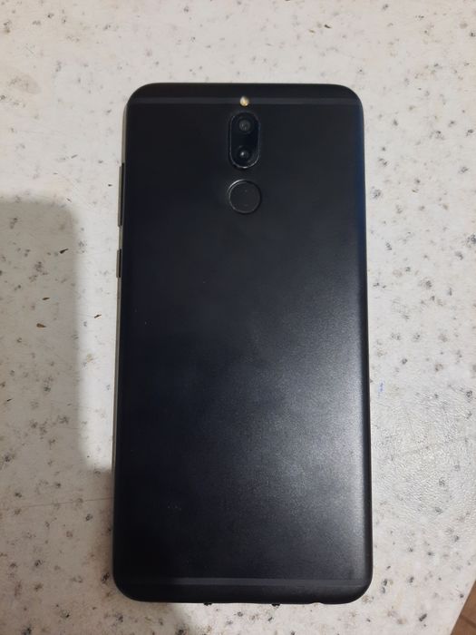 Продам Huawei Mate 10 Lite