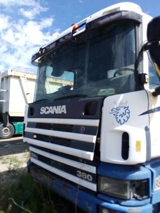 Dezmembrez Scania  8x4 114c 380