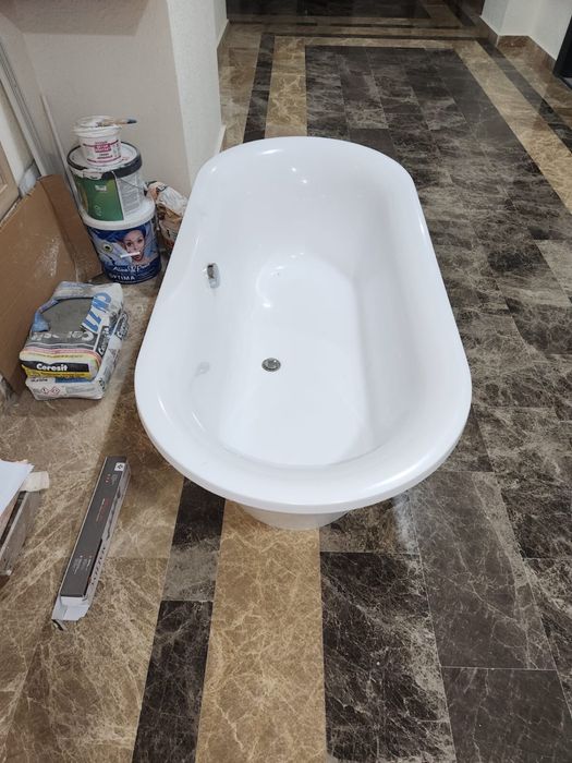 Продается новая ванна