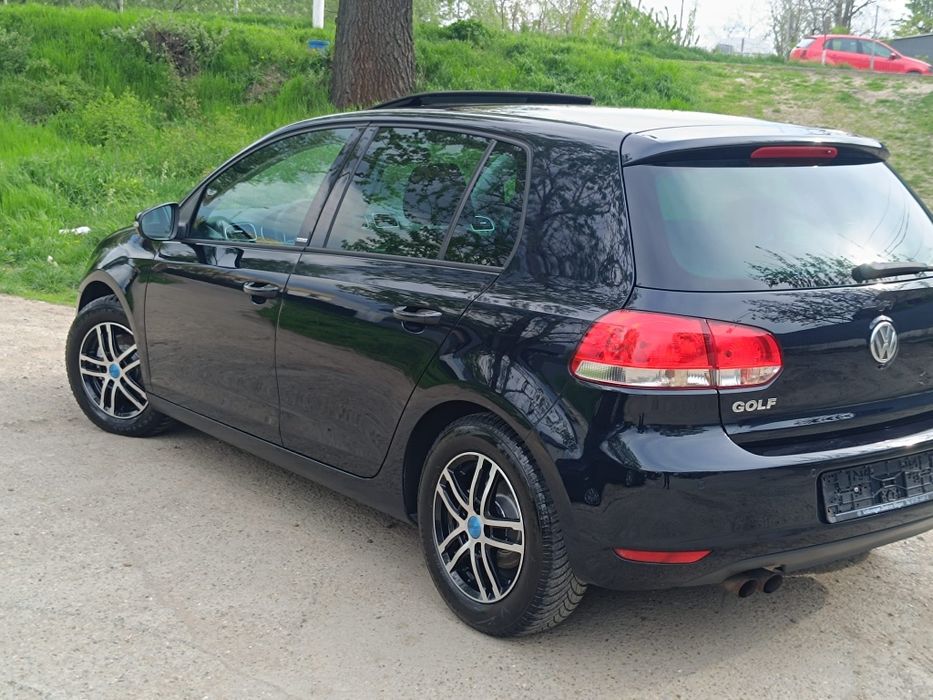 VOLKSWAGEN Golf 2012 — imagine 4
