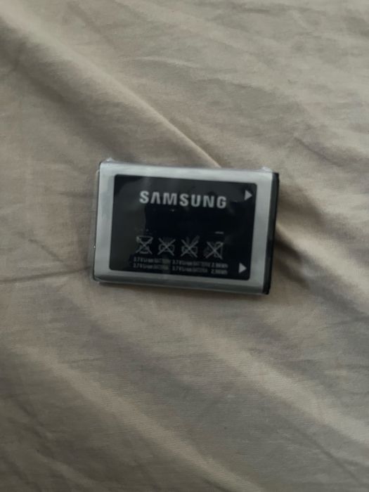 Зарядно и батерия за самсунг