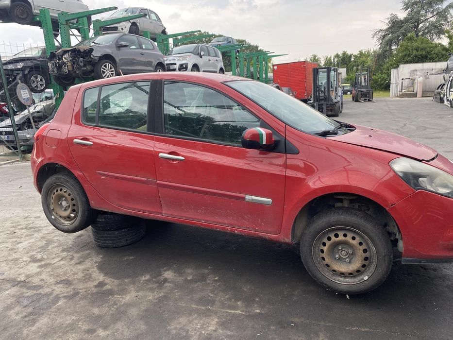 Renault Clio НА ЧАСТИ!!!