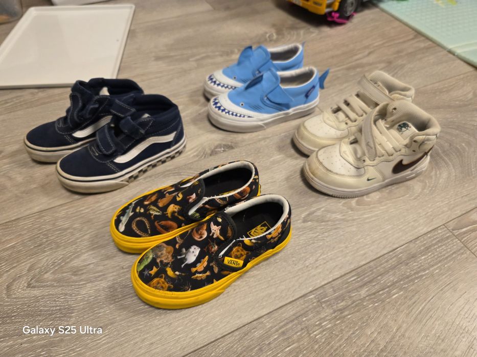 4 perechi Pantofi sneakers aproape noi pachet vans nike 28