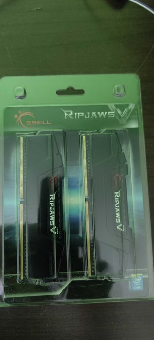 memorie g.skill ddr4 3200 cl15 16gb