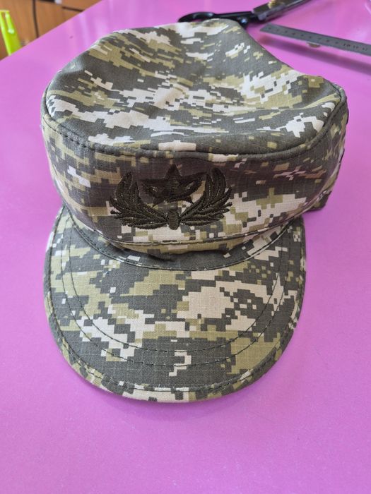 Кепка военная новая