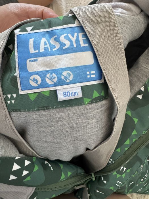 Продам демисезонный комбинезон