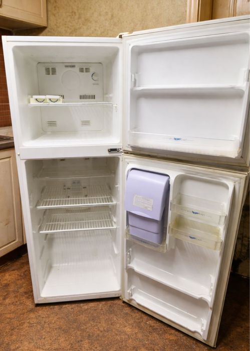 Продам холодильник LG