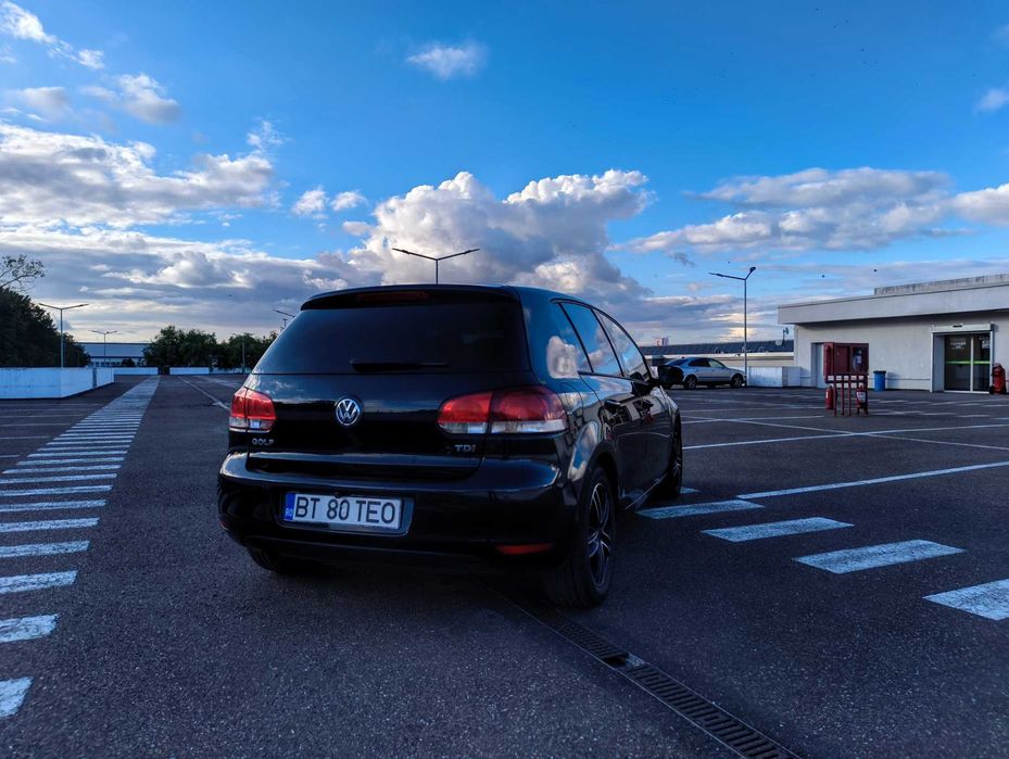 Volkswagen Golf 6 Style 1.6 TDI 105 CP – 2012