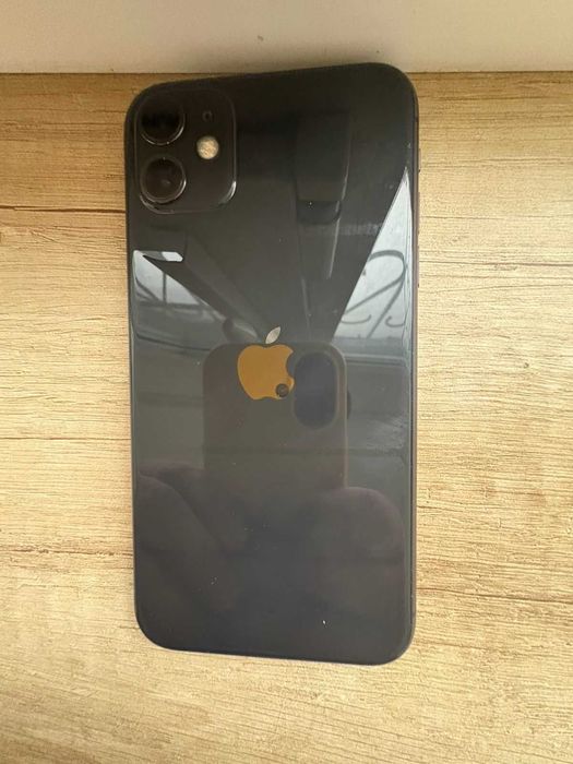 Срочно продам Apple iPhone 11 на 128 гб
