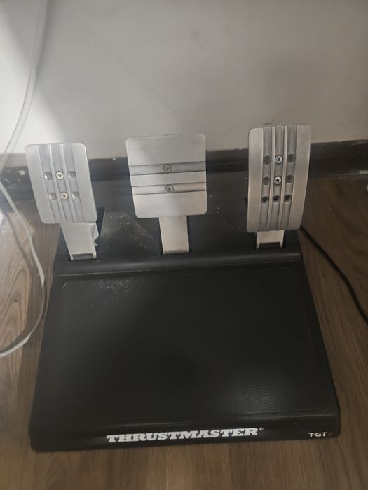 Trustmaster t300 rs gt