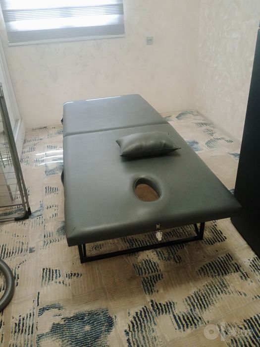 Массажный кушетка  сотилади