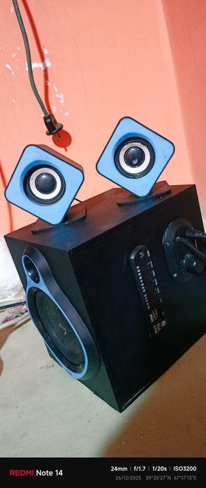 Kalonka uslitil magnitafon AuX buluts usbi ishlaydi yangi srochna sotl