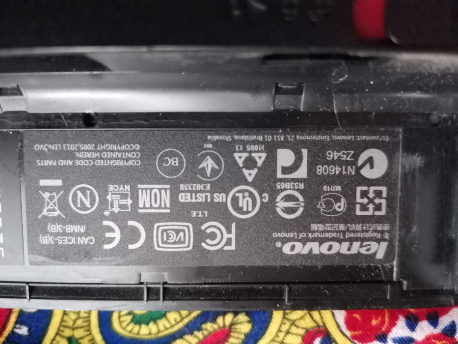 Древний Ноутбук lenovo