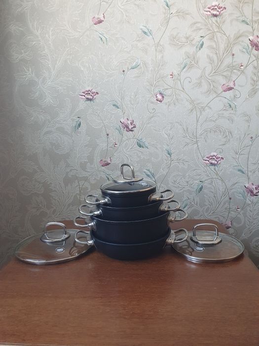 Продам Набор кастрюль
