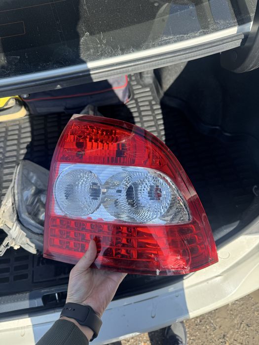 задний фонарь приора 2