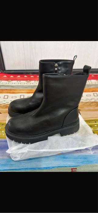 Продам сапоги.