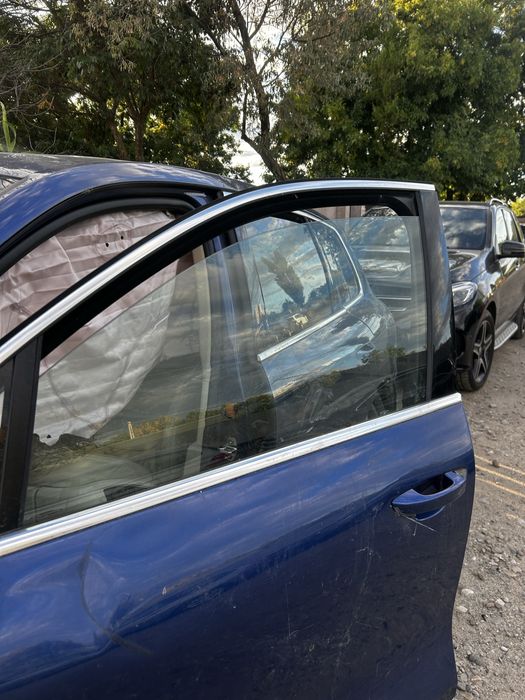 Geam ușă  stânga față dublu Volkswagen Touareg 7P
