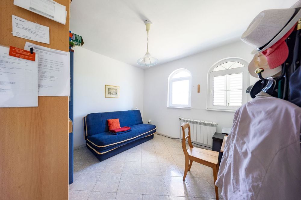 Продава се Къща в с. Старо село, Област Ловеч - 198 кв.м за 1339 €/кв.м - Снимка #5