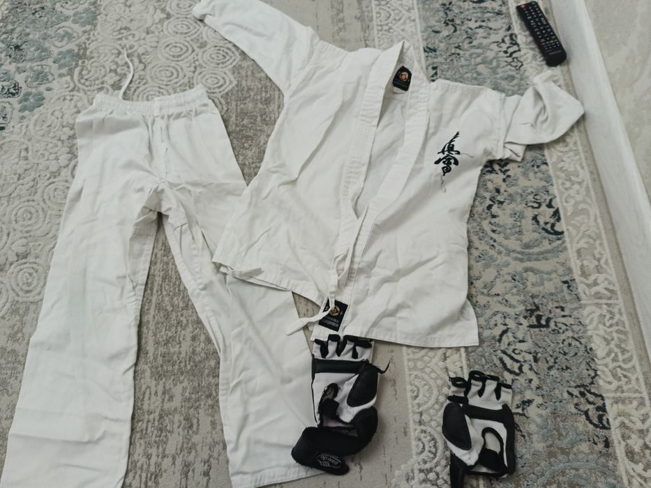 Кимоно с перчатками