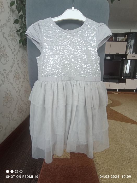 Платья для девочки 4-5 л.