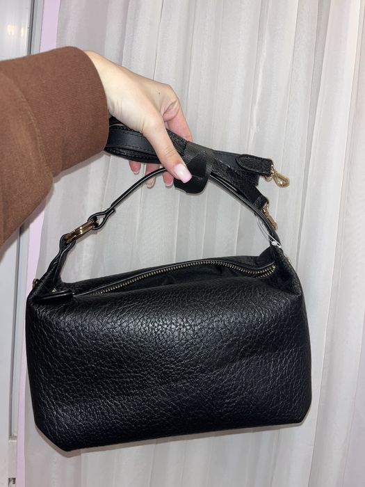 Много хубави чантички